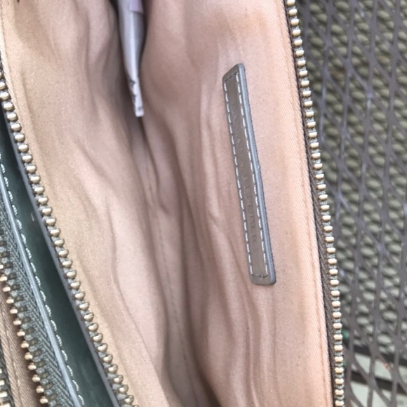 COPY - Rainbow iridescent purse - Picture 5 of 6